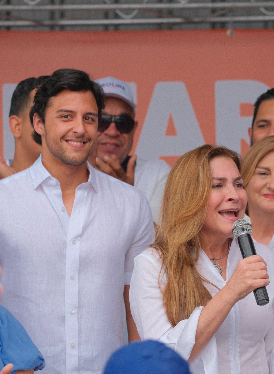 Felicito a <a href="/CarolinaMejiaG/">CarolinaMejiaG</a> , nuestra alcaldesa de la capital, por la importante victoria alcanzada el día de hoy. El apoyo de los munícipes a través de las urnas es una prueba nuevamente de ❤️xSD.¡Qué el orden, la  dignidad y la transparencia continúen, porque el Cambio sigue!