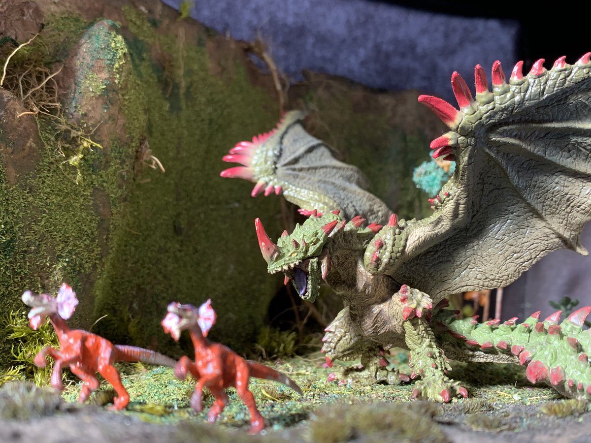 エスピナスの生態」 エスピナスのジオラマ作りました 手前の奴らは
