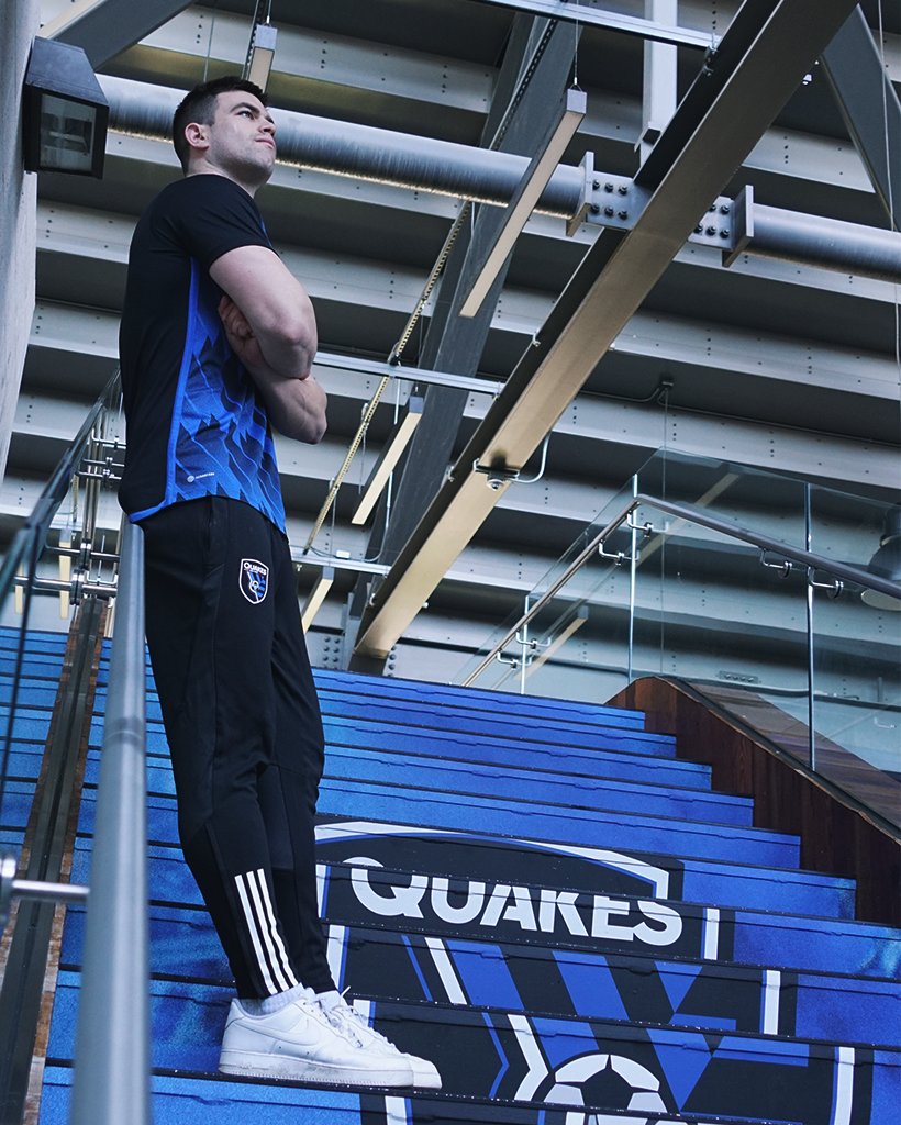 Yesterday, I went out of  <a href="/eMLS/">🎮 Major League Soccer | #eMLS</a> LS1 by 1 win. 

Hearing stuff such as "Top 4-5 attacking players in the league and bottom defender" motivates me to put in the time and work from now until LS2.

I will make myself and Quakes fans proud, mark my words 😈

<a href="/SJEarthquakes/">San Jose Earthquakes</a> | #VamosSJ
