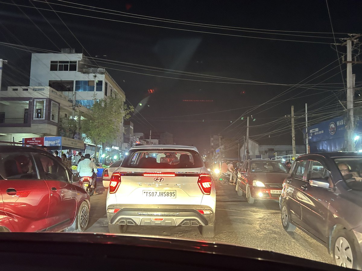 vvlsravikumar (@vvlsravikumar) on Twitter photo <a href="/CommissionrGHMC/">Commissioner GHMC</a> <a href="/HYDTP/">Hyderabad Traffic Police</a> <a href="/RachakondaCop/">Rachakonda Police</a> <a href="/CPHydCity/">CP Hyderabad City Police</a> <a href="/TelanganaCMO/">Telangana CMO</a> <a href="/lbnagarps/">LB Nagar Police Station</a> Sunday vegetable market in nagole - Bandlaguda - Kuntloor road . Horrible traffic jams - kindly anyone come and check please <a href="/TV9Telugu/">TV9 Telugu</a> <a href="/timesofindia/">The Times Of India</a> <a href="/eenadulivenews/">Eenadu</a> <a href="/abntelugutv/">ABN Telugu</a> <a href="/NtvTeluguLive/">NTV Telugu</a> <a href="/CommissionrGHMC/">Commissioner GHMC</a> <a href="/HYDTP/">Hyderabad Traffic Police</a> <a href="/RachakondaCop/">Rachakonda Police</a> <a href="/CPHydCity/">CP Hyderabad City Police</a> <a href="/TelanganaCMO/">Telangana CMO</a> <a href="/lbnagarps/">LB Nagar Police Station</a> Sunday vegetable market in nagole - Bandlaguda - Kuntloor road . Horrible traffic jams - kindly anyone come and check please <a href="/TV9Telugu/">TV9 Telugu</a> <a href="/timesofindia/">The Times Of India</a> <a href="/eenadulivenews/">Eenadu</a> <a href="/abntelugutv/">ABN Telugu</a> <a href="/NtvTeluguLive/">NTV Telugu</a>
