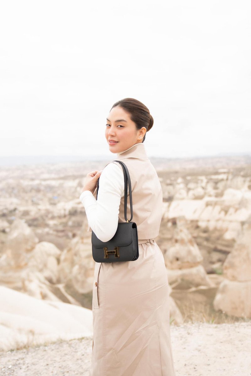 IamMissGlenda_'s tweet photo. Embracing myself without make-up on. 💯

#AlagangBrilliant indeed! 💎

Thank you for the memories and experiences, Cappadocia, Turkey. 🇹🇷

Dami kong kwento. As in malala. May mga hindi magandang nangyari but we always have to look on the brighter side. 😇

thank you Lord. 🙏🏻🙏🏻🙏🏻 https://t.co/5zavETRAkE