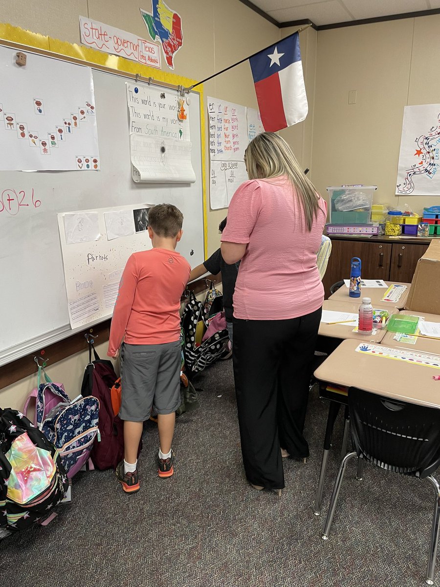 CrystalshortDPE's tweet photo. After presenting their research projects to 1st graders, these students were so happy to show off their hard work to @Altman_J10.  @TomballISD @TISDDPES https://t.co/DsfnKx4Mtf