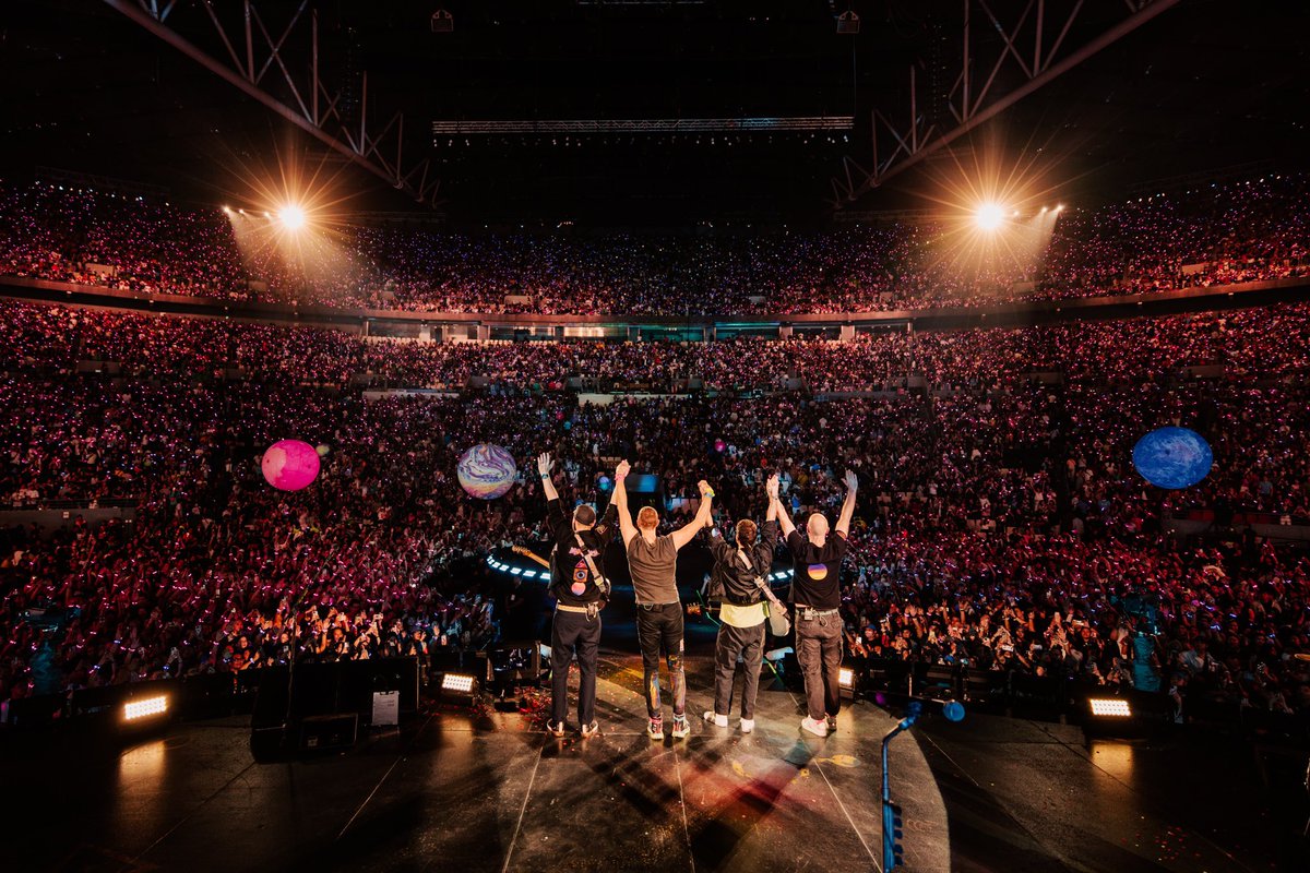 ColdplayMNL's tweet photo. π
OTD 1 Month Ago: We had the Cosmic Adventure of a Lifetime! β¨
π
19 January 2024
πΈ @coldplay, @annaleemedia
#MOTSWT
#MOTSWTPH
#ColdplayManila
#ColdplayPhilippines
#MusicOfTheSpheresWorldTour
π² Follow Us: https://t.co/AF6vXq5hIk https://t.co/qrbtpoNw0a