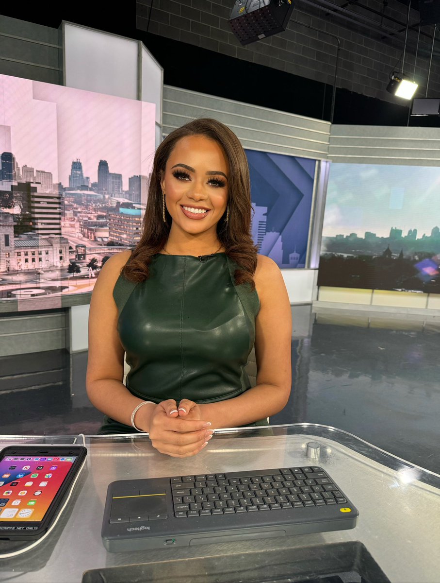 Leslie DelasBour FOX 26 tweet media