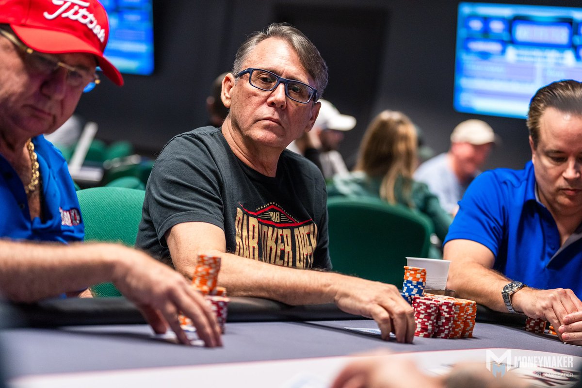 Billy Hayes (475,000) bags the <a href="/PBKennelClub/">PBKC at Palm Beach Kennel Club</a> Flight G Mystery Bounty chip lead, but it’s <a href="/DaveAlfa4/">Dave Alfa</a> (655,000) that still leads the way with Flight H now in progress. There’s still time to get into Flight H until 10:30p. This is your last chance to advance to Day 2 tomorrow at 1p!