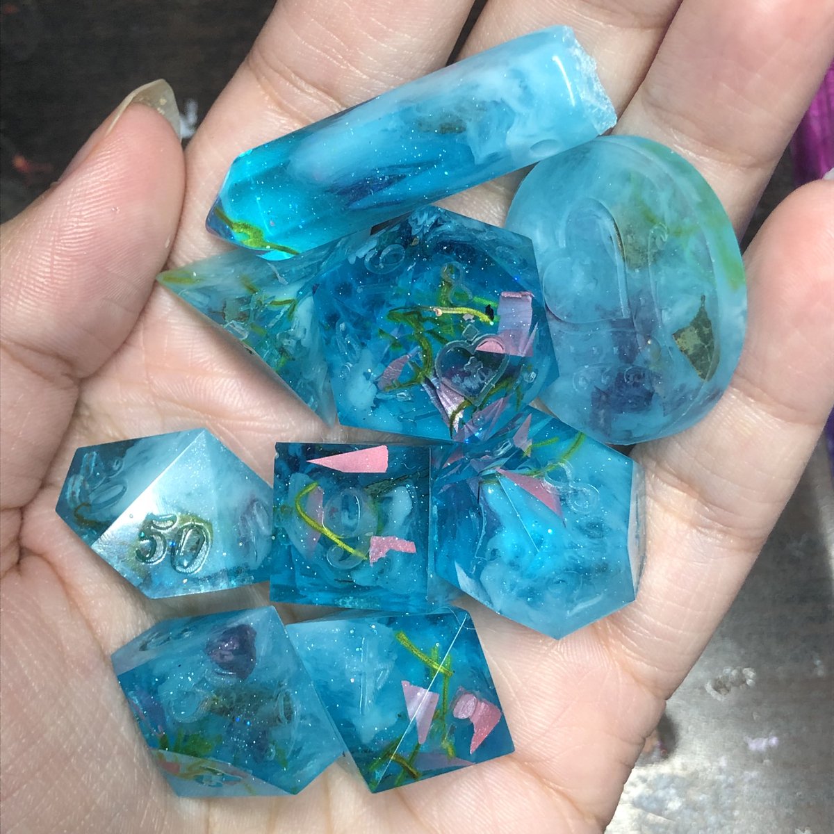 HealersHug's tweet image. Shop update February 24TH 3pm PT!! A bit of a smaller update as I’ve been working to get some commissions out! I know I’ve also been bad about posting on socials but I’ve just now had the spoons to get posts ready. 

#dnd #dungeonsanddragons #ttrpg #dice #diceset #dicemaker