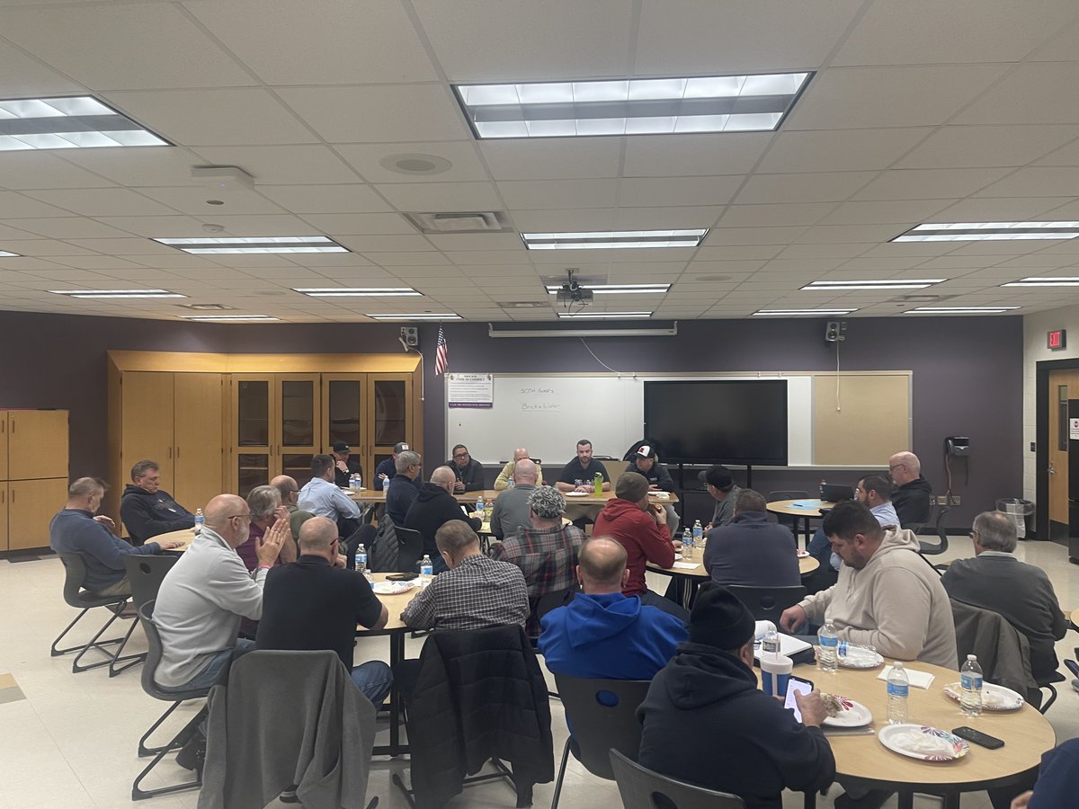 Thank you to <a href="/AthleticsHobart/">Hobart High School Athletics</a> for hosting our Baseball Coaches Panel. Great turnout and fantastic conversations. Thank you to our <a href="/IHSAA1/">IHSAA</a>  coaches for coming!