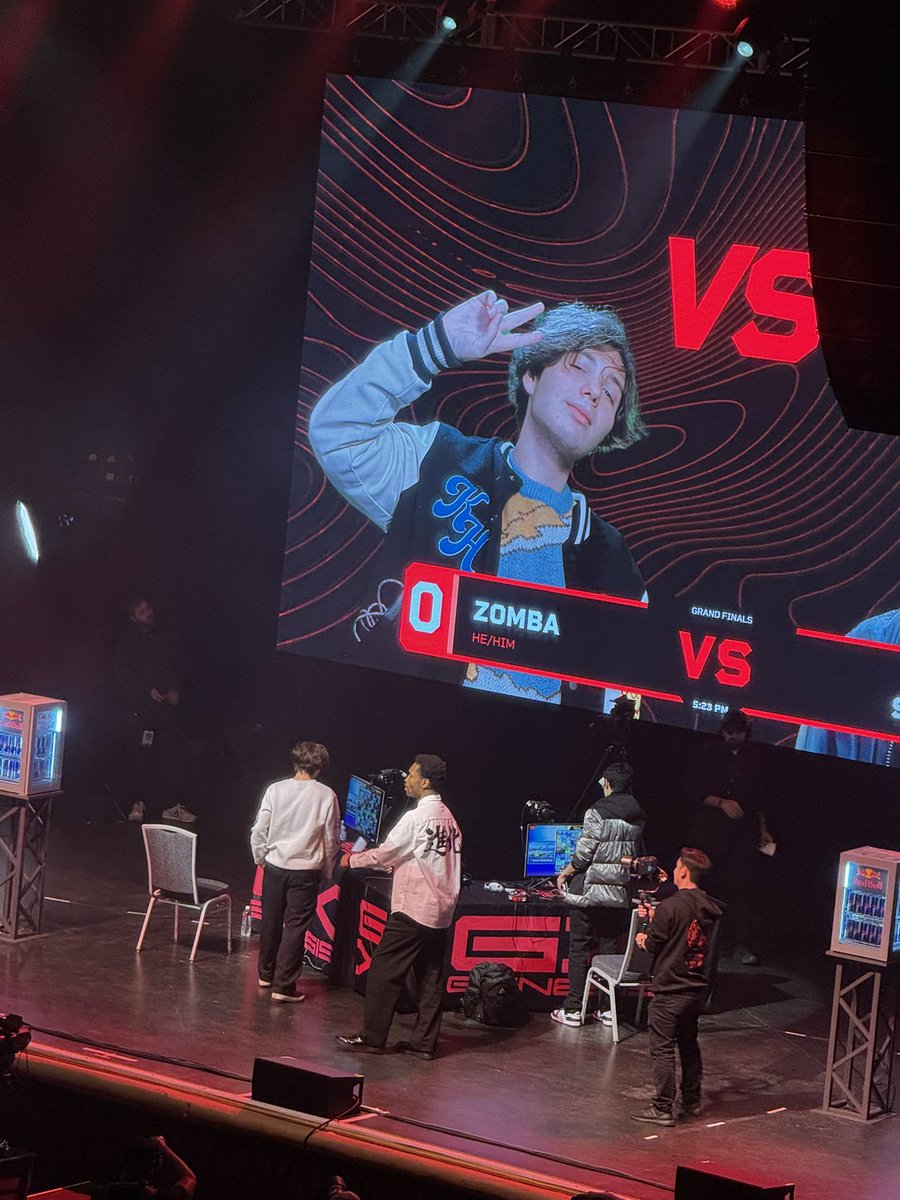 zomba quit zombies to play smash :(