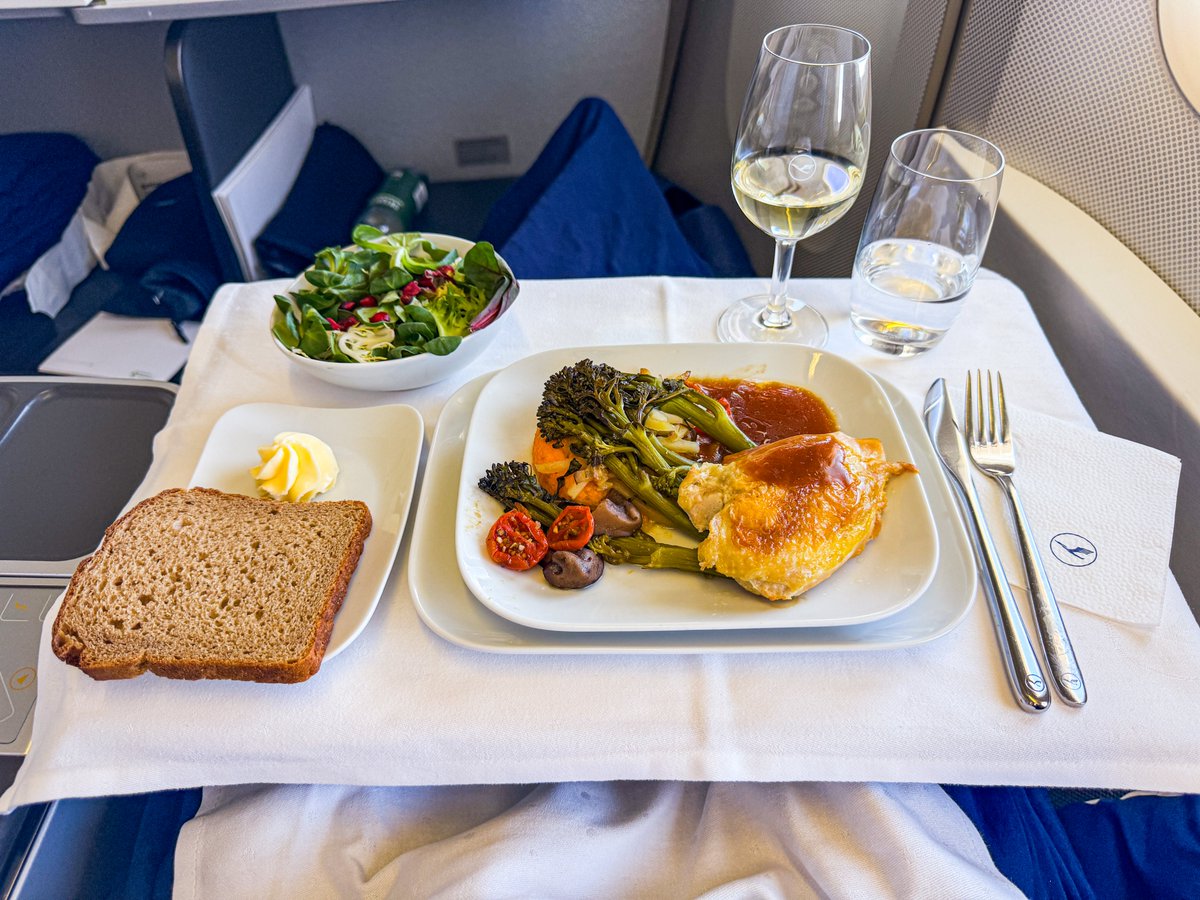 David from Simply Aviation tweet media