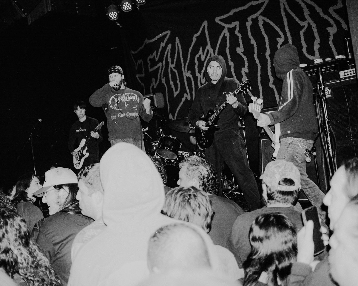 Kiabad Meza tweet media