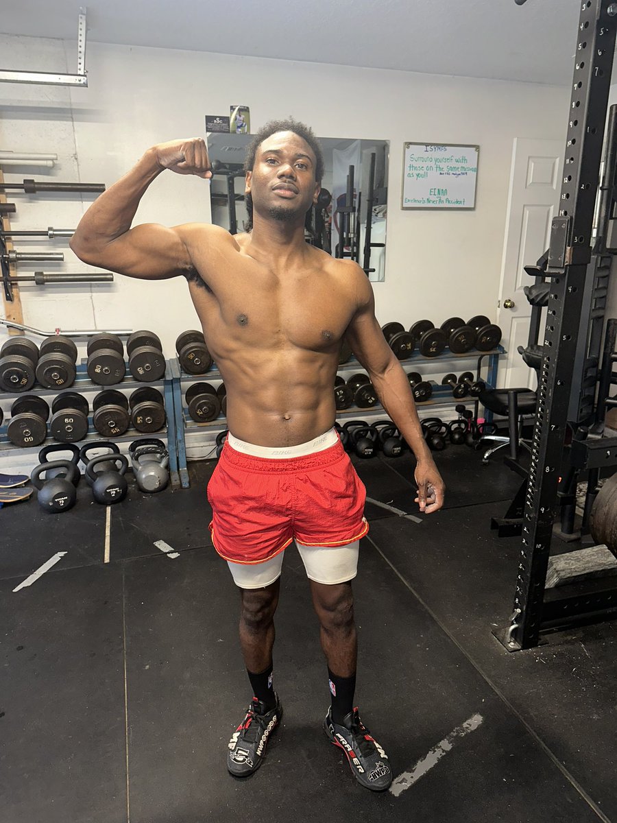 TheRealOGWin's tweet image. GRIND HARD &amp;amp; STACK UP FOR 6 MONTHS AND MONTH TWO AINT EVEN OVER YET🔌