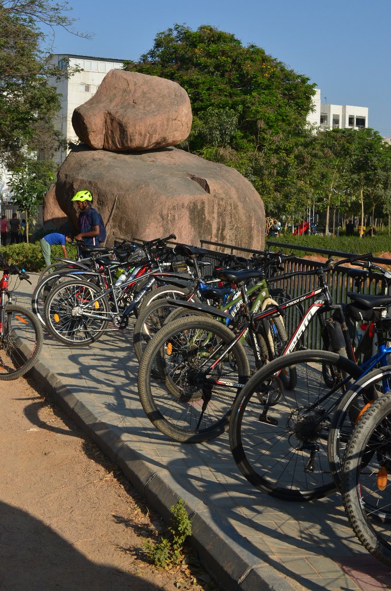 hcggroup2's tweet photo. HCG Group ride to Malkam Cheruvu intention was to bring in awareness on cycling to citizens... What an amazing place is Malkam Cheruvu absolutely HYD ROCKS.. Sir @DRonaldRose we propose cycling inside coz we have 2 tracks @CommissionrGHMC @DonitaJose @CommissionrGHMC https://t.co/mvJJlsJBZb