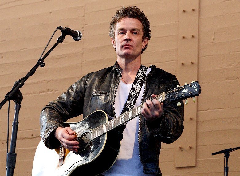 jamie_marsters's tweet photo. Pic of the Day: James Marsters jamming at @SDIndieFest 2008
@JamesMarstersOf #JamesMarsters #OKButWhyDoesThisJustSCREAM #BarnabasGreeley #SUPEREarlyCapricaPrep #TheHair #TheJacket #TheVaguely #ICanKillYouWithMyBrain #Expression #TwoYearsEarly #ButThatsThisLook #Caprica https://t.co/rFRtd4ObQy