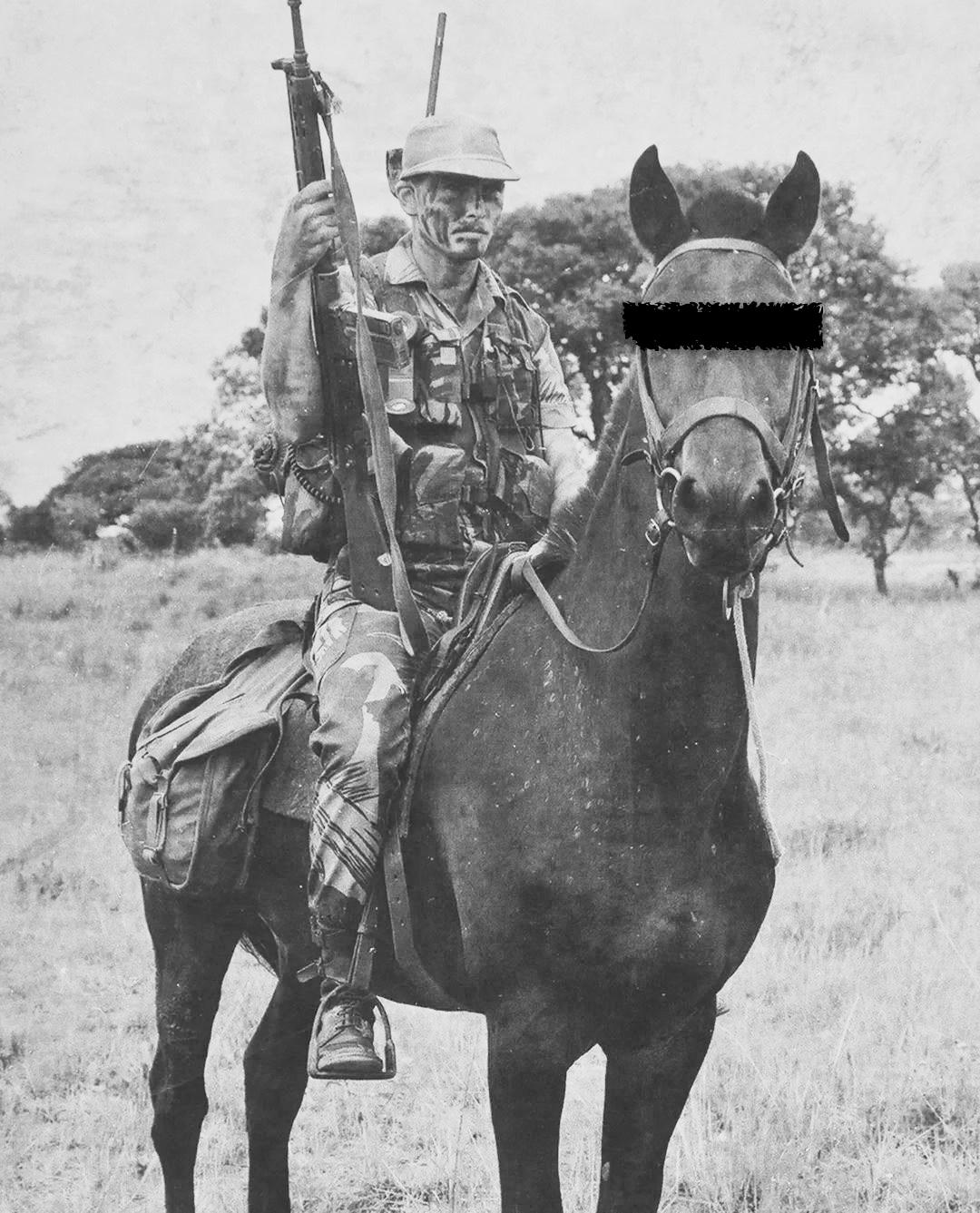 ローデシア軍 グレイズスカウト ベレーバッジ ローデシア軍 グレイズスカウト ベレーバッジ（Rhodesian