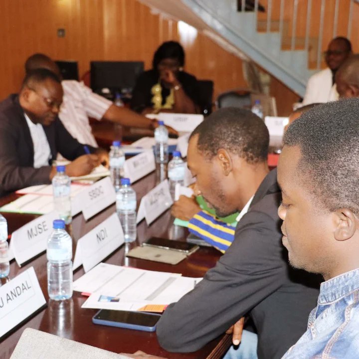 I was part of the round table of big ideas consulted by <a href="/USIP/">U.S. Institute of Peace</a> #Burkina to talk about Governance and Peacebuilding...
#Goalkeeper2030 #Y4P #YPS
<a href="/gatesfoundation/">Gates Foundation</a> <a href="/FShareTheSmile/">ShareTheSmile Foundation</a>