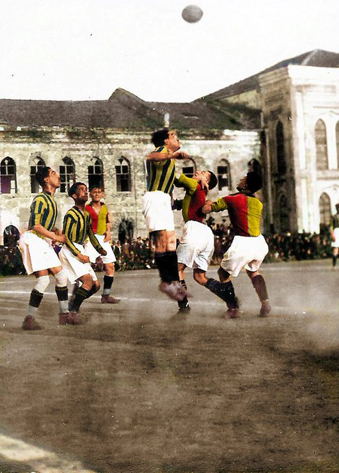 Fenerbahçe- Galatasaray, 1930.