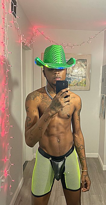 💚🤠🫶🏽💚 https://t.co/v3obfUYBkq
