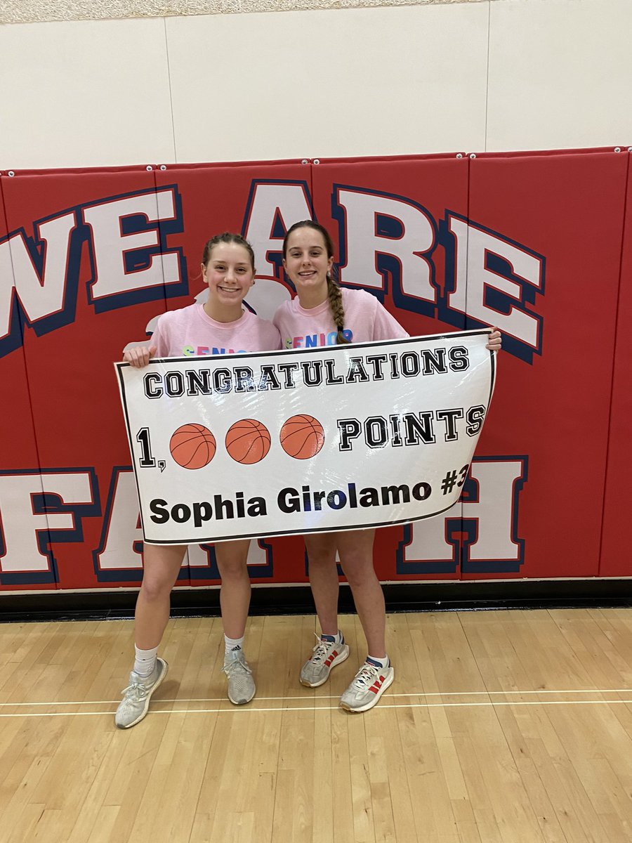 Senior night and 1000 points! So grateful for my team that made this milestone possible! Excited to chase the next one. #txhsgbb #tappsbasketball #2025guard