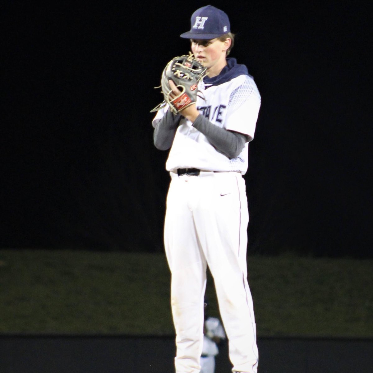 RollFUNGO's tweet photo. The Wake Forest, Heritage, and FUNGO communities lost a fun loving, bright, and fiercely loved son this weekend. Our deepest condolences are with the Moore family. None of us will be the same. We love you, Wilson. 

If you are led to support or share: https://t.co/1qREGHaxOI https://t.co/2CxQJGq0Ec