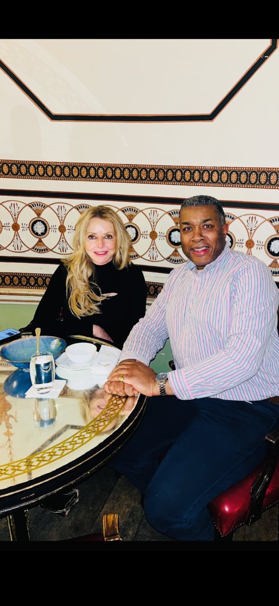 nnikeazor's tweet image. What a pleasure it was to see the amazing Carol Vorderman last week @HomeHouseLondon. 
I really enjoyed our chat.
@carolvorders is a true national treasure!