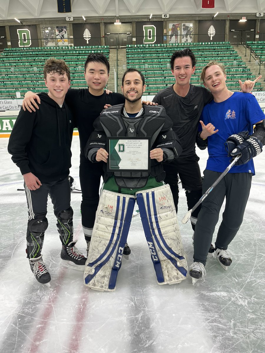 Congratulations to our House League Intramural Ice Hockey Champions…South House!