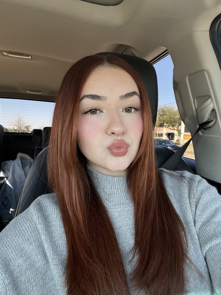 💋