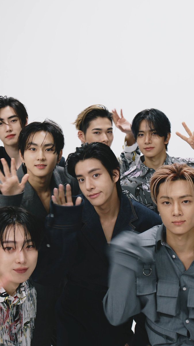 ⠀
Jika harus memilih di antara keduanya, apakah itu? Seimbangkan permainan dengan ENHYPEN. Mencari tahu berbagai selera tiap member, mulai dari gaya traveling hingga gaya bermusik. Pilihan apa yang diambil olehku? 

🔗youtube.com/shorts/F-Fo9bA…
⠀