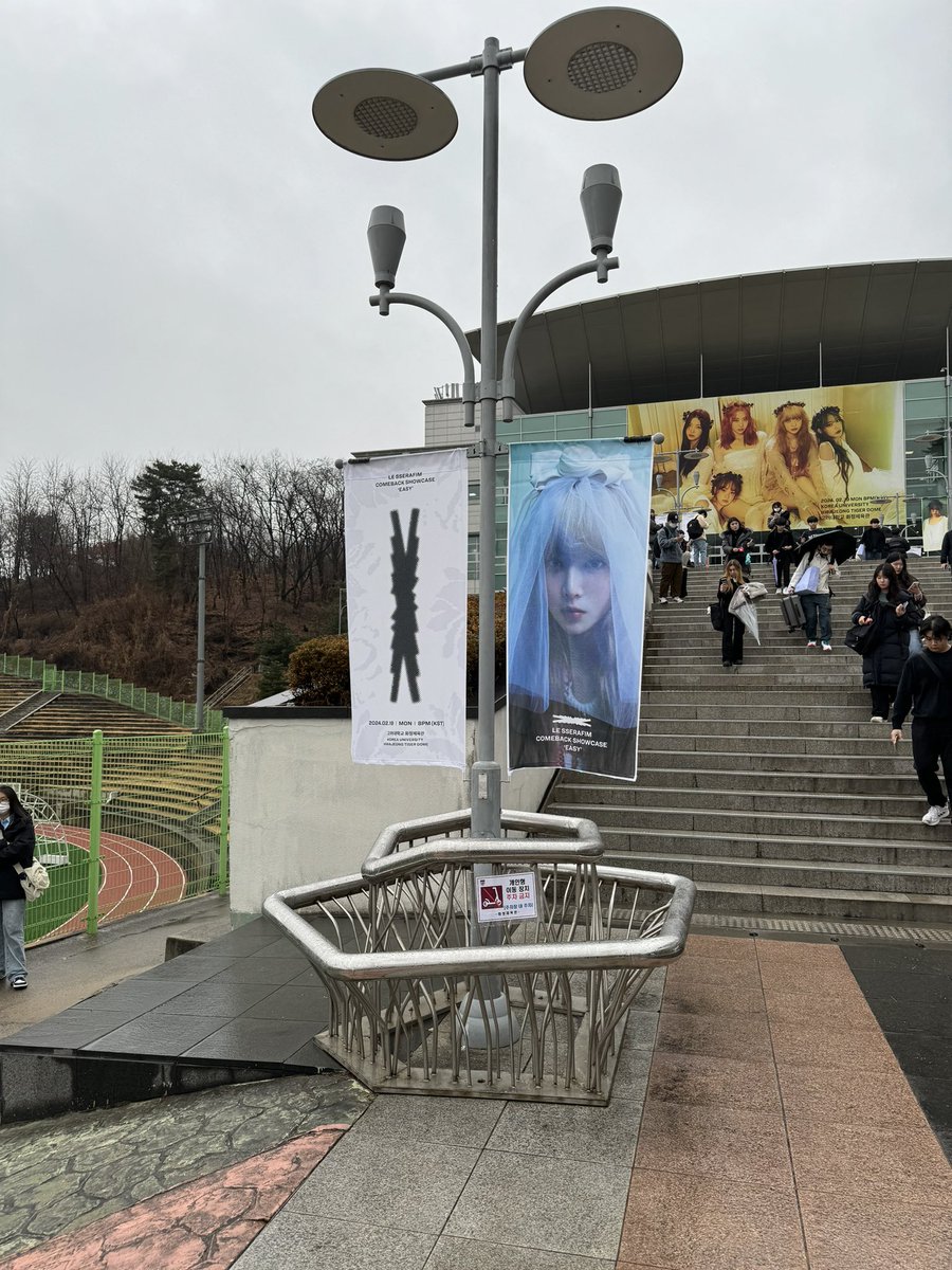 MY_FIM_'s tweet image. make it look easy 🔥 
 LESSERAFIM SHOWCASE

#LE_SSERAFIM #르세라핌
#LE_SSERAFIM_EASY #MakeItLookEasy