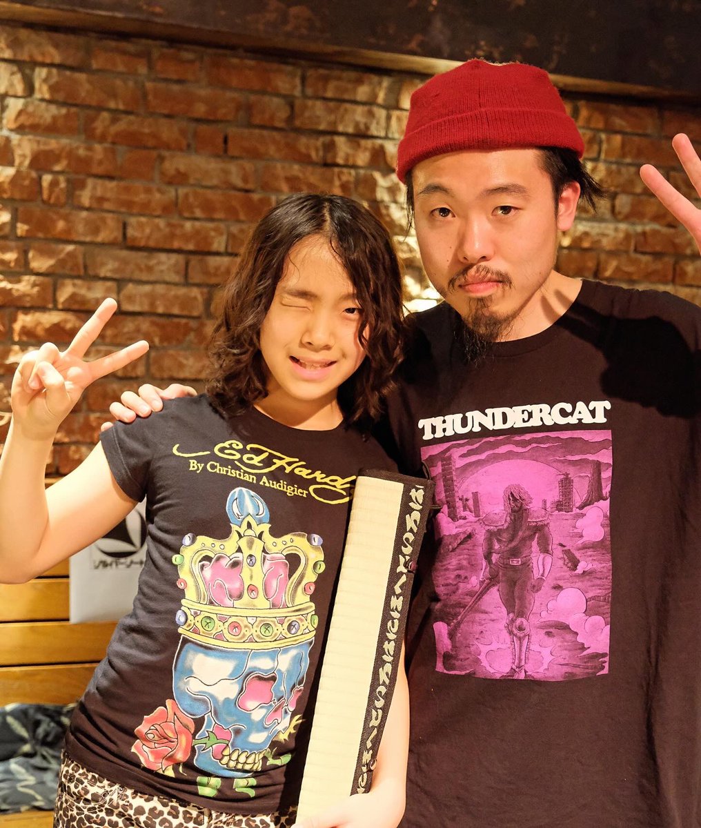 keitorockstar's tweet photo. 昨日はマサナオ兄ちゃんが出演する #4つの核心 へ🥁🔥

石若さんのドラムは力強くて空気を動かす感じですごかったし、森山さんは音もテクニックも最強すぎてビックリした🔥　
また名古屋で会えますように✨

#4つの核心 #石若駿 #松下マサナオ #森山威男 #ロックドラマーkeito  #tokuzo https://t.co/02TSew3vcp