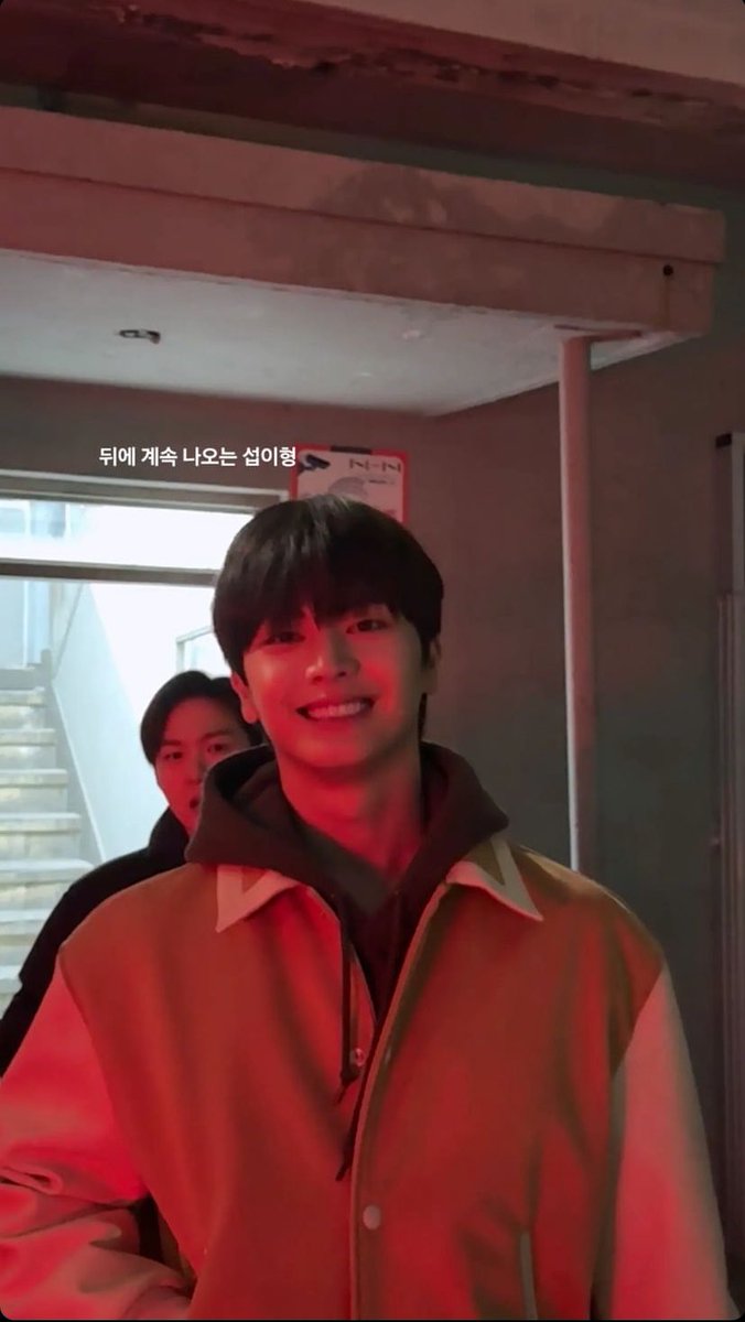 6ookrav's tweet photo. 240219 인스타그램스토리 #육성재 

성재 또 머햇음 ㅠㅠ https://t.co/7OIWpykKVM