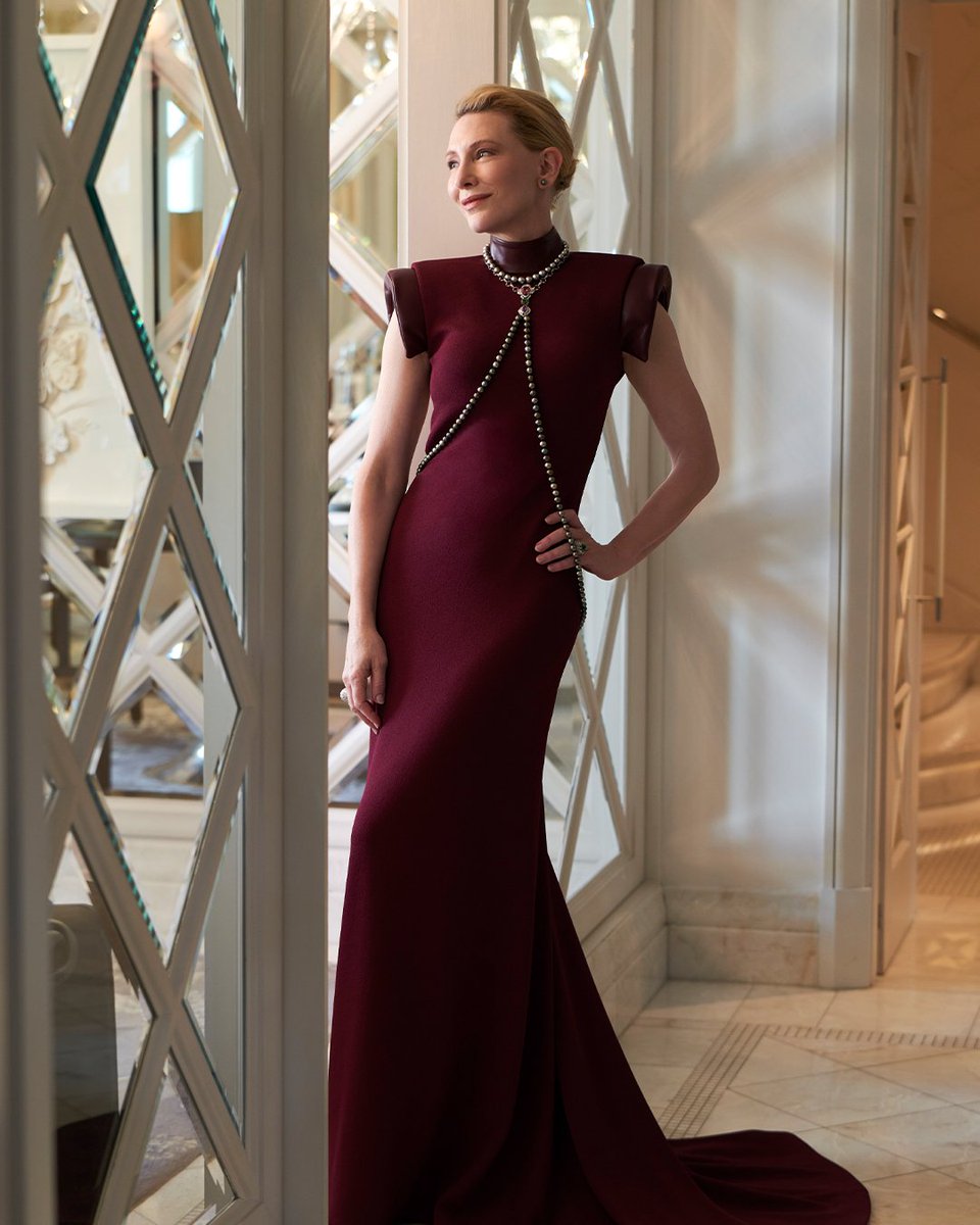 2024 BAFTA Film Awards. Celebrating cinematic arts at the famed event in London, #LouisVuitton dressed House Ambassador #CateBlanchett in a custom gown by @TWNGhesquiere and a necklace comprising archival #LVHighJewelry pieces by #FrancescaAmfitheatrof.

#BAFTA #NicolasGhesquiere