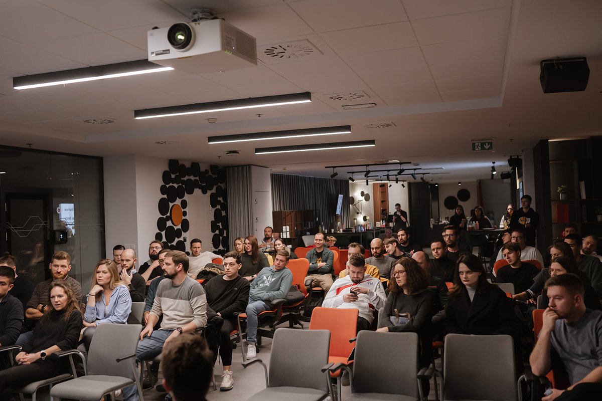 SaaStanak tweet media