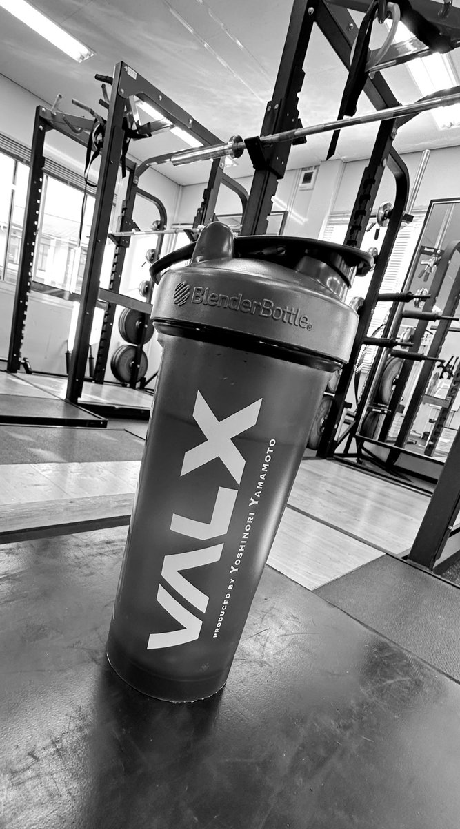shun926's tweet photo. 今日もやり切った自分にVALX👊

#VALX #PR #広告 https://t.co/c6fqpE7KIs