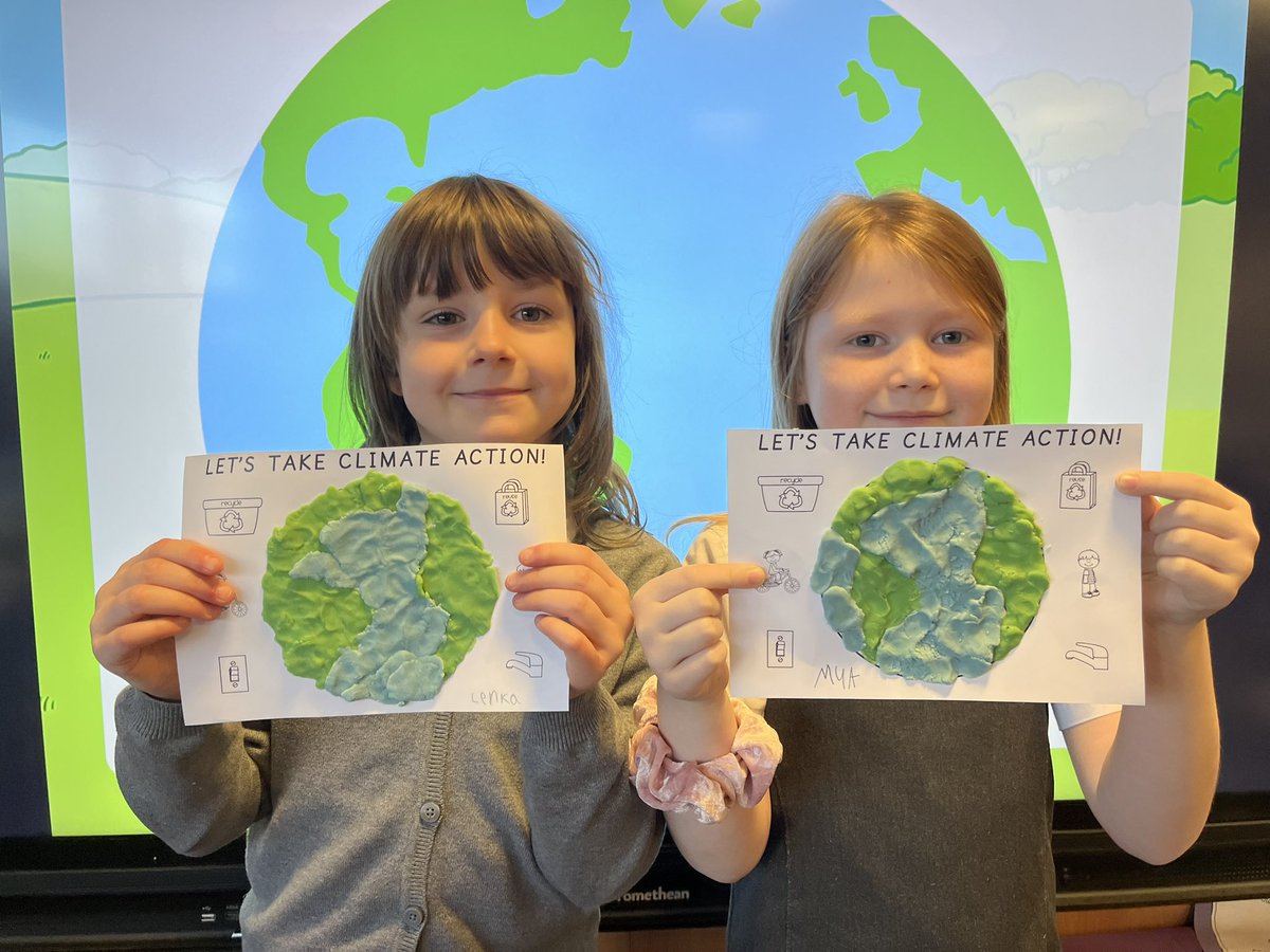 SJA_RRS's tweet photo. We have signed up to participate in UNICEF UK’s annual OutRight Campaign – which focuses on empowering young people to learn how climate change threatens children’s rights. P1 and P2 pupils created a lovely craft which highlights different ways to take part in climate action! 🌍 https://t.co/uvUbljH0ge