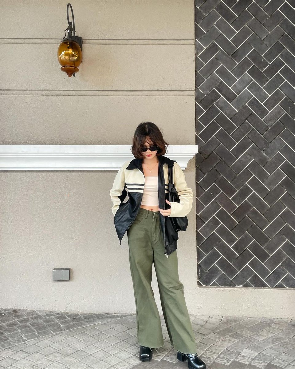 adorablefan_'s tweet photo. Saur pretty, @srmntrwn π
πΈ @marcomasa__
#SparkleKiligAshCo #AshCo #SecretNotes #AshleySarmiento #MarcoMasa #SparkleKiligSerye2024 #AshCoOfficialLoveteam #SparkleTikTokKiligSeries https://t.co/2znyNVaKNM