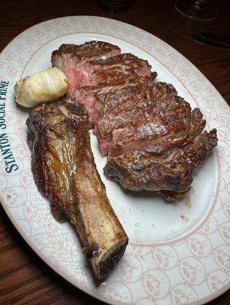 dominicanpapi3's tweet photo. My meal after reading books https://t.co/4HONCXv3kb