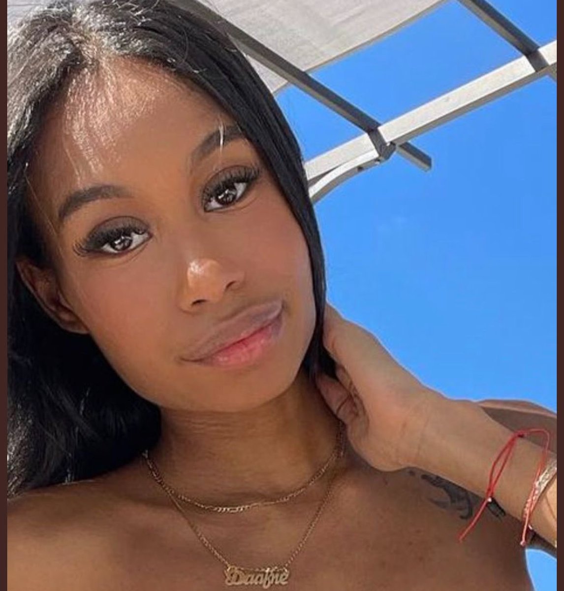 3lviiiss tweet media