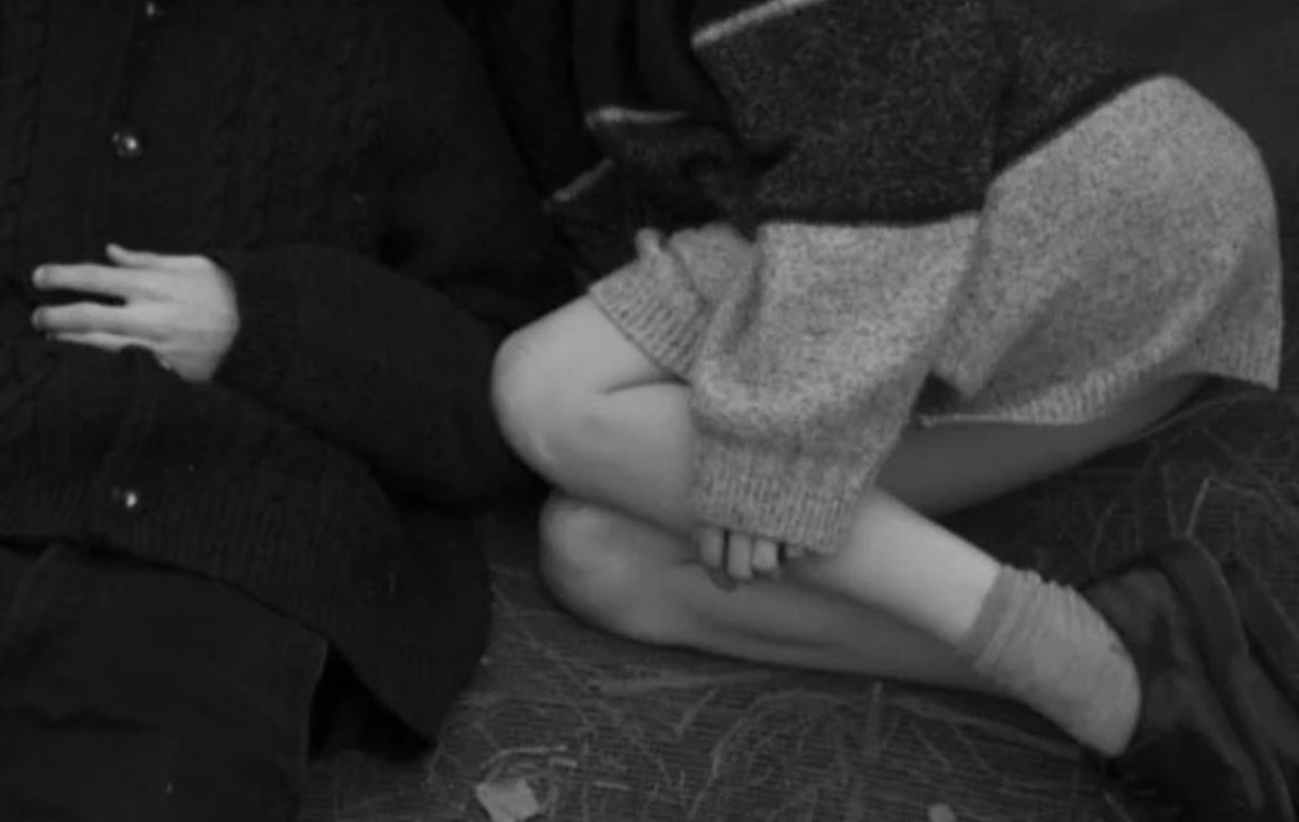 under wild tree (@innergirldump) on Twitter photo 