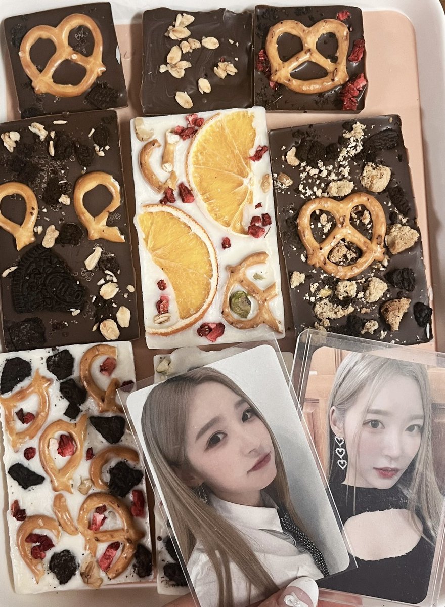 Valentine's Day🍫🎀🤎