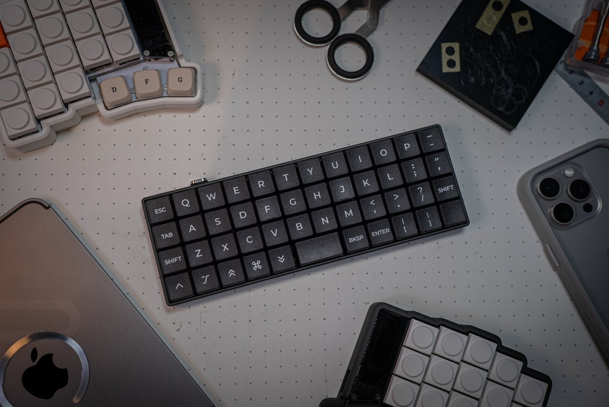 minipeg48をオールブラック 化したところ、めっちゃエエかもしれん