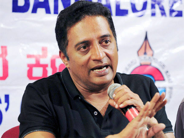 Just give Palestinians &amp; Kashmiris their land: Prakash Raj

Inke liye aapke 2 shabd?