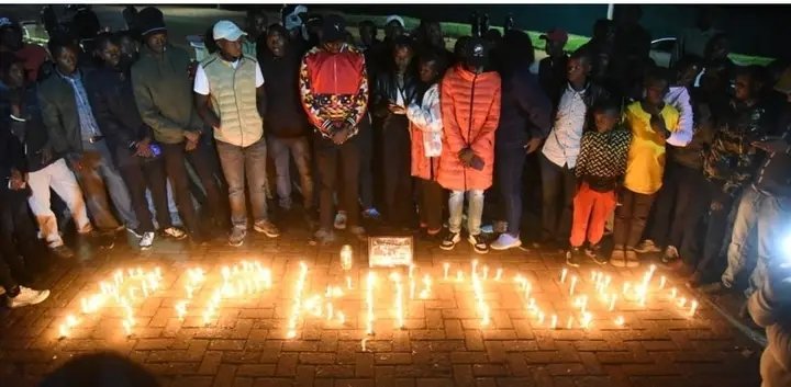 Athletes lit candles outside county offices in Iten in honour of Kelvin Kiptum.
Photo courtesy
#elsamajimbo
#beekeeper