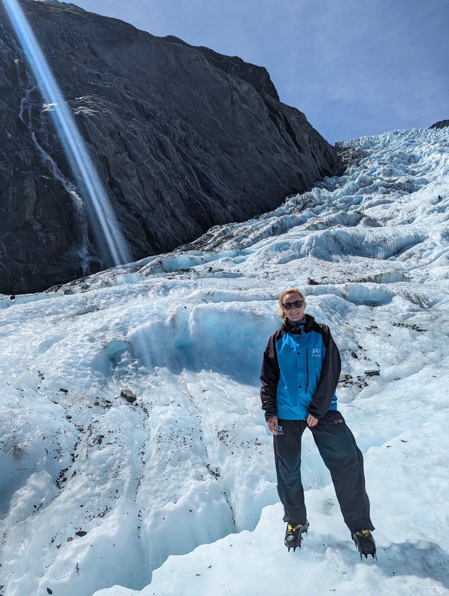 I guess life over this side of the world isn't totally awful....🫣😋 #NewZealand #Australia 🌎