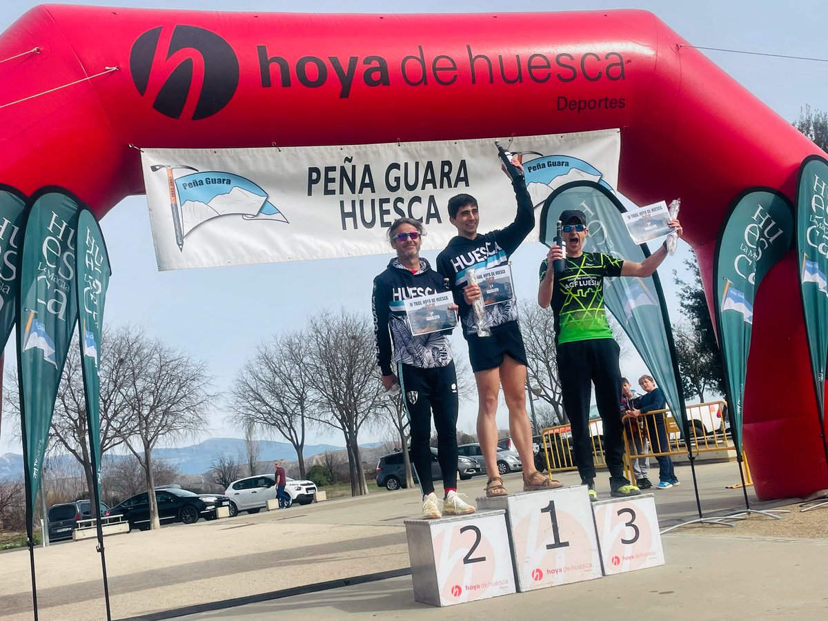 Empezamos temporada Trail 2024, domingo 18 Febrero 

⛰️Trail Hoya de Huesca
🆙26K y +600

Muy contento, con tercer puesto absoluto! 🥉💪

Muy buen ambiente en Huesqueta! 
Voluntarios 👌, y muy divertida la carrera, con subida al castillo de Montearagon incluida 😍