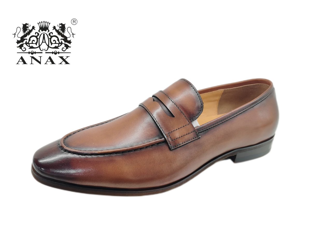Step into Elegance with Our Leather Dress Shoes! 👞✨ Impeccable craftsmanship meets timeless style. Elevate your formal look with our meticulously designed and finely crafted leather dress shoes.
buff.ly/3hxpodN 
#anax #goodyearweltedshoes #handmadeshoes #patinashoes