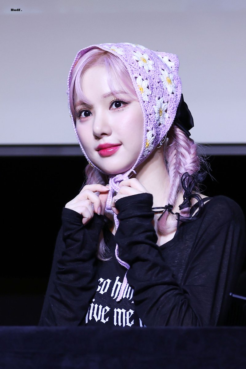 HUDF530's tweet photo. 231104 비비지 JJmuze 팬사인회
#은하 #비비지 #EUNHA #VIVIZ https://t.co/Wl3UzNH3WO