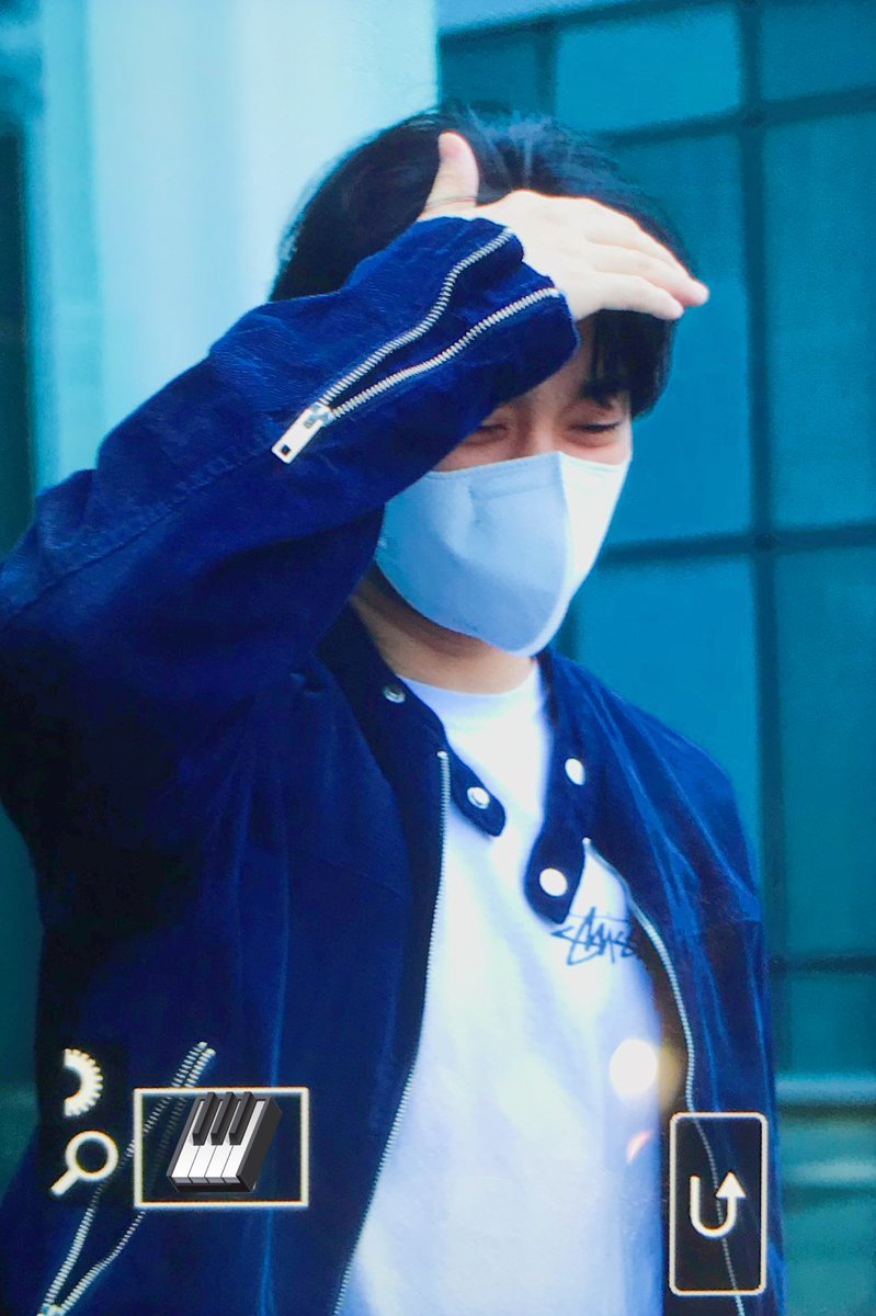 240219 수고해써요 주차니 비 조심☔️💙

#골든차일드 #홍주찬 #주찬
#GoldenChild #JOOCHAN