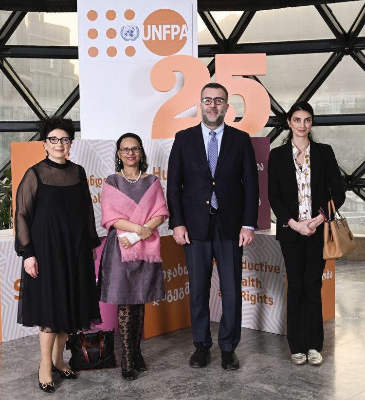 tsiskarashvili's tweet photo. UNFPA #Georgia Team 🇬🇪 turns 25!

Glad to have joined a wonderful event to celebrate the remarkable journey of the @UNFPAGeorgia 

The culmination of the event - standing ovation to @l_bakradze! Well-deserved! 

📷 Gela Bedianashvili/UNFPA https://t.co/xDCVWmKFFA
