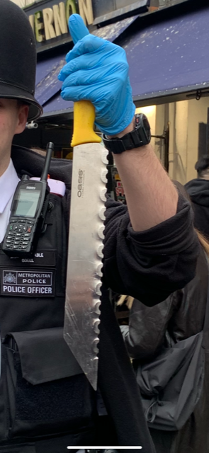 MPSKenChel's tweet image. Officers patrolling #portobello Market on Saturday have arrested a male in possession of this knife. 
Officers where out conducting proactive theft reduction patrols when they spotted a male carrying this. #knives @MPSColville