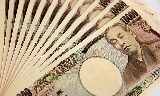 自己紹介をする機会があって今までの自分の経歴を他人に話してて改めて気付かされたけどやっぱし経歴もかなりヤバい笑 広告代理店や旅行会社に始まって不動産の売買や賃貸、金融で飲み屋のツケや債権の回収まで&hellip;普通のサラリーマンもしてたけど普通に見られた事はまずないし身体に染み付いてるかもww<a href="/tag/%E3%83%90%E3%82%A4%E3%83%96"class="tags"><span>#バイブ</span></a><a href="/tag/%E3%82%AF%E3%83%AA%E3%83%90%E3%82%A4%E3%83%96"class="tags"><span>#クリバイブ</span></a><a href="/tag/%E5%90%B8%E5%BC%95"class="tags"><span>#吸引</span></a>